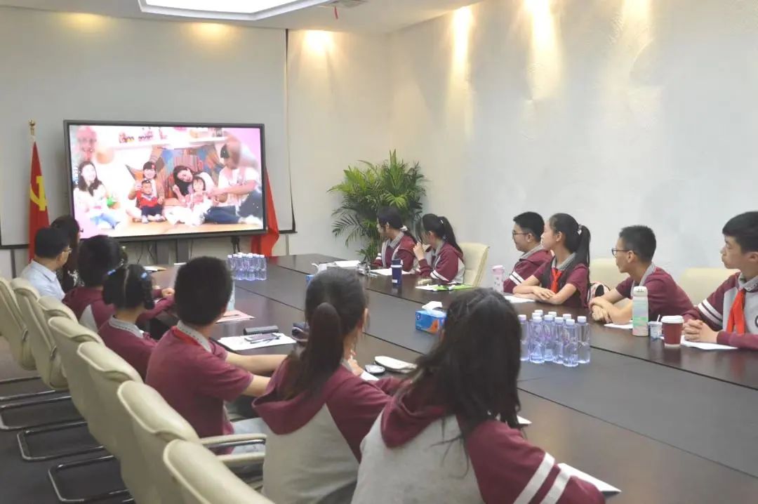 当中学生遇上律师…… 当中学生遇上律师……