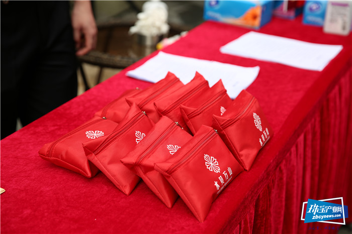 水贝万山举行庆祝中国共产党成立100周年系列活动 水贝万山举行庆祝中国共产党成立100周年系列活动