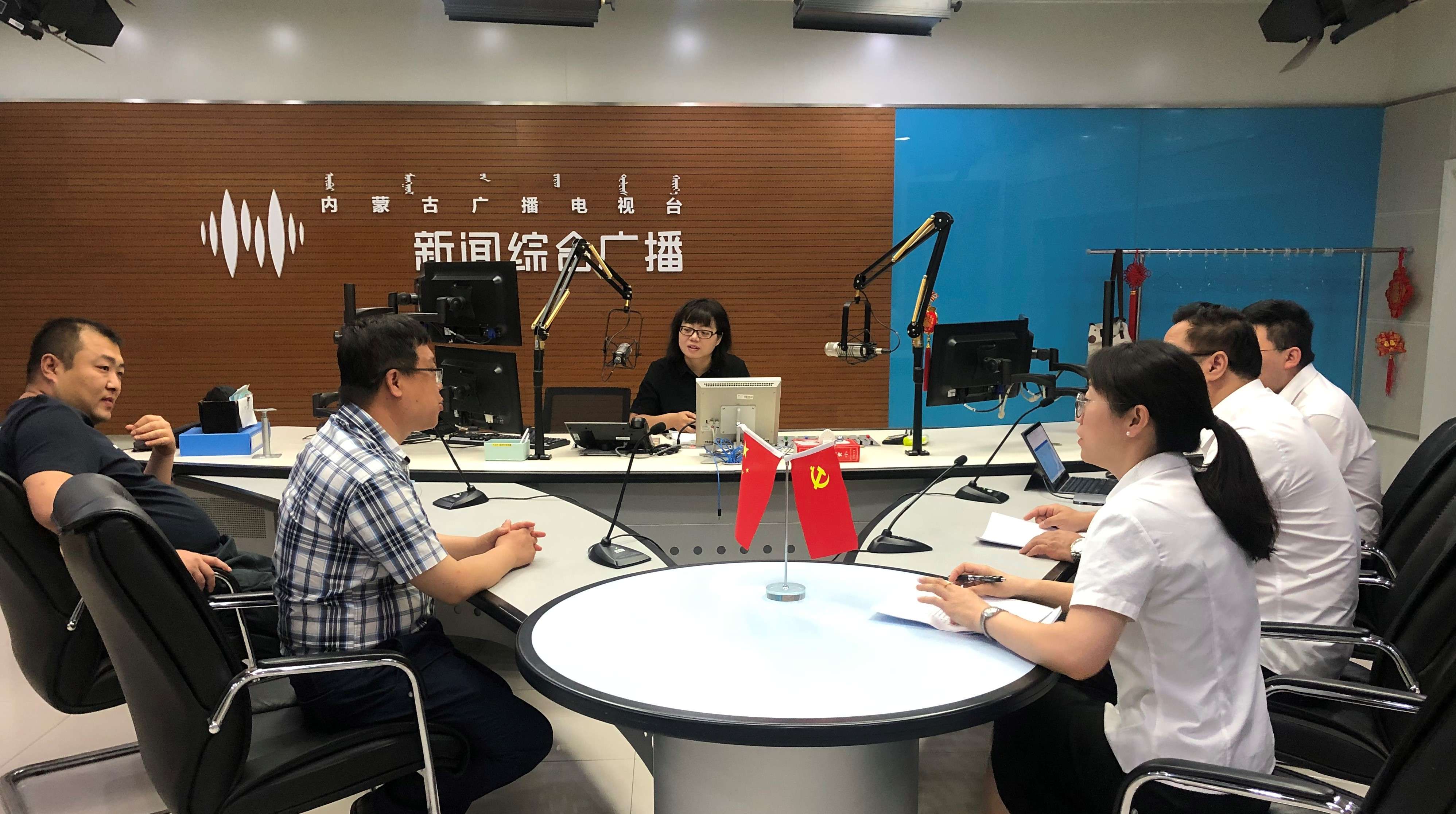 做客媒体直播间，呼市中燃宣传燃气安全及气代煤工作