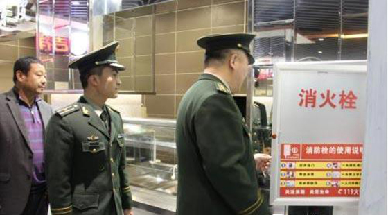 医院消防手续不全擅自营业,消防官兵勒令其整顿促改 医院消防手续不全擅自营业,消防官兵勒令其整顿促改