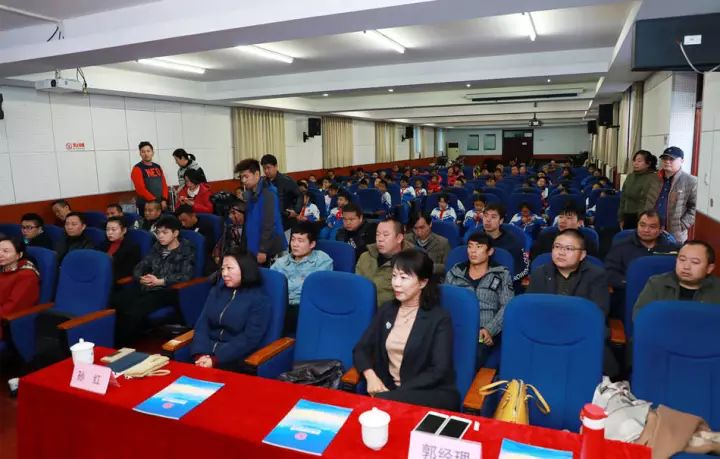 京阳公司联动甜水园社区进驻北京东方德才学校“119”消防宣传周知识培训 京阳公司联动甜水园社区进驻北京东方德才学校“119”消防宣传周知识培训