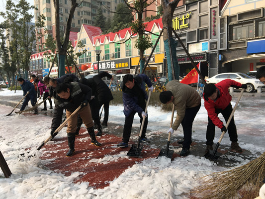 让都市生活更美好，“城建尖兵”暖人心