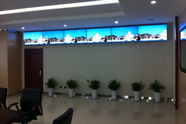 会议视频显示拼接屏_辽宁大连中石油集团会议室液晶拼接屏项目