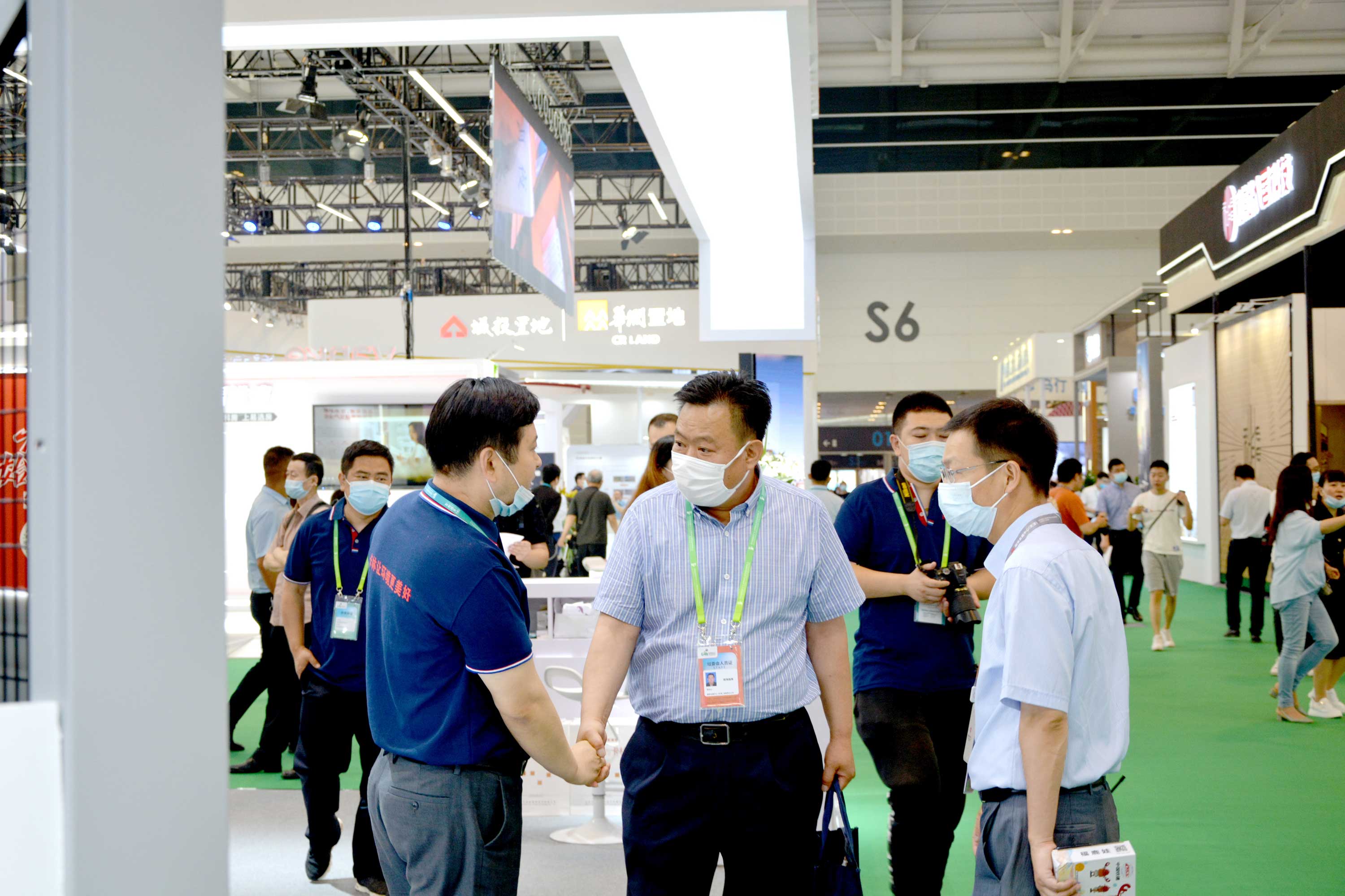 卡林携STS高效热泵亮相国家会展中心(天津)GIB首展,助力绿色建筑低碳发展! 卡林携STS高效热泵亮相国家会展中心(天津)GIB首展,助力绿色建筑低碳发展!