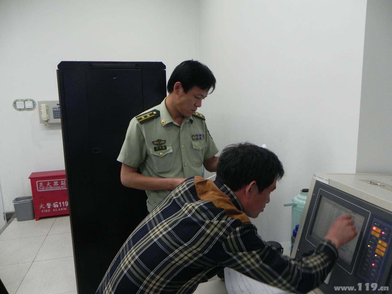 灭火器过期未年检 北京开发区消防责令整改