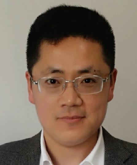 李伟