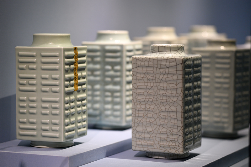 【“金丝铁线——betway必威平台哥窑瓷器展”在故宫延禧宫开幕】 【“金丝铁线——betway必威平台哥窑瓷器展”在故宫延禧宫开幕】
