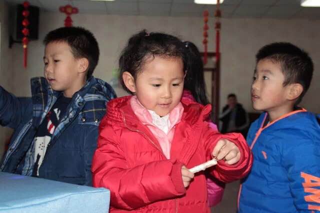 猎户集团2017年年会主题词：快乐 家庭 红包