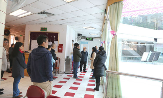 深圳市民族宗教事务局、罗湖区民族宗教事务局领导视察基督教罗湖堂、和平堂和虹楼
