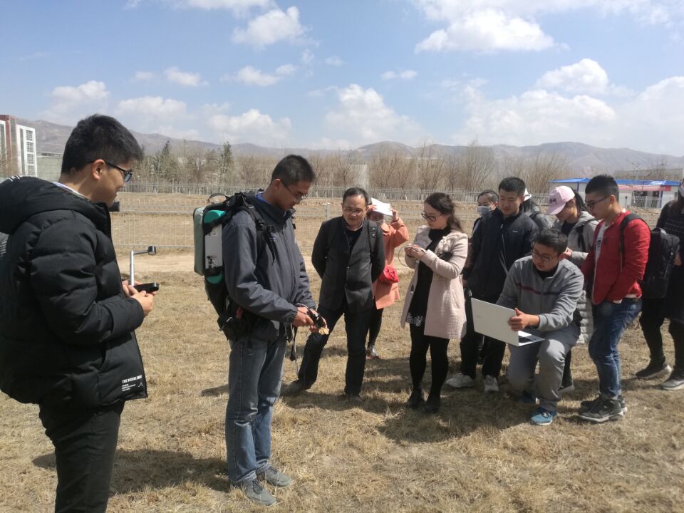 中国农业科学院 便携式地物光谱仪FS4(图文)