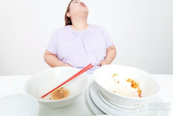 饮食过度(肥胖对策)-KINESIO & OnrushFit 结合,不一样的健康私人定制 饮食过度(肥胖对策)-KINESIO & OnrushFit 结合,不一样的健康私人定制