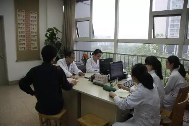 暖医好故事丨最好的广告是病人,当病人成为朋友、亲人时…… 暖医好故事丨最好的广告是病人,当病人成为朋友、亲人时……