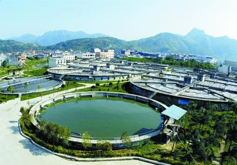 工業(yè)污水 不容滴漏∣美麗中國(guó)，和諧共生