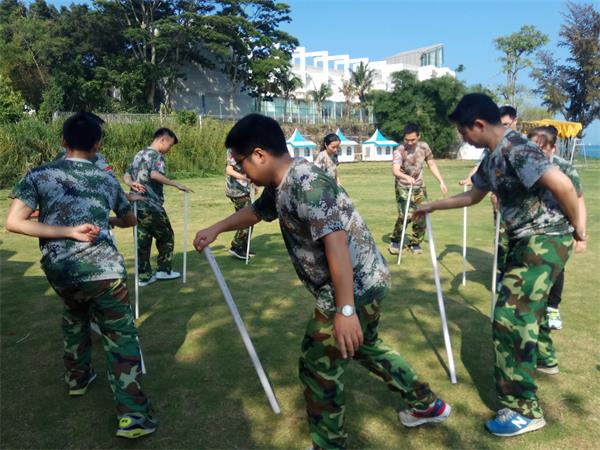 熔煉團隊  挑戰(zhàn)自我 