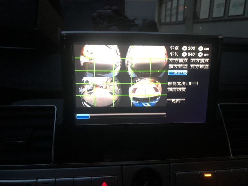 奧迪A8L安裝360度車視野全景行車記錄儀