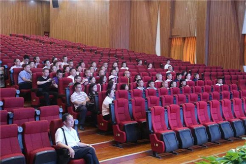 广东省动物保健品协会2018年四川考察纪行 广东省动物保健品协会2018年四川考察纪行