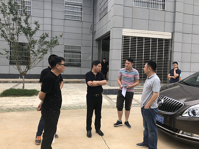 公司董事長(zhǎng)、總經(jīng)理調(diào)研武陽(yáng)高速工程