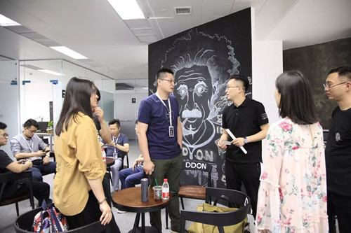 笛东艺术当代设计精品考察活动圆满落幕 笛东艺术当代设计精品考察活动圆满落幕