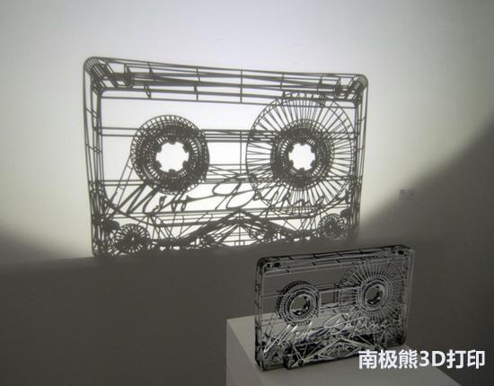 半固态,半阴影:Moto的3D打印线框雕塑 半固态,半阴影:Moto的3D打印线框雕塑