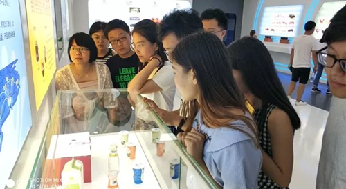 华南农业大学动物科学学院师生莅临正典生物参观交流 华南农业大学动物科学学院师生莅临正典生物参观交流