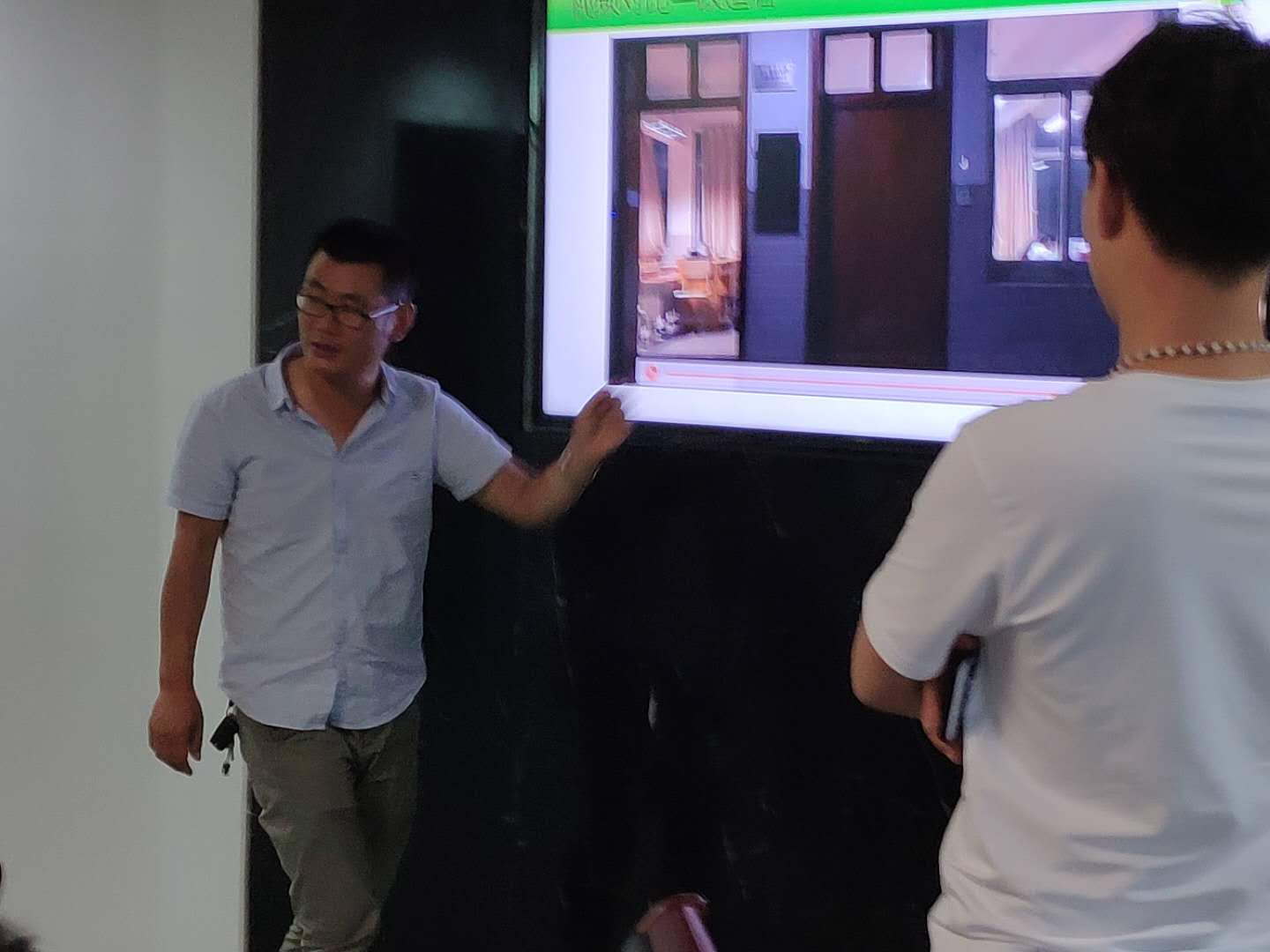 浙江万博足彩app第三季度销售部新人培训 浙江万博足彩app第三季度销售部新人培训
