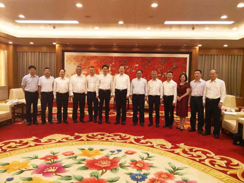 Secretary Ren Xuefeng Met with CCYIA Delegation