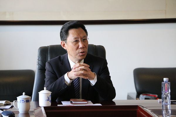我校召开2016年党建工作汇报交流会