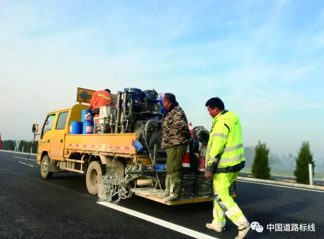 守护高危人群，标线养护现状亟待转变