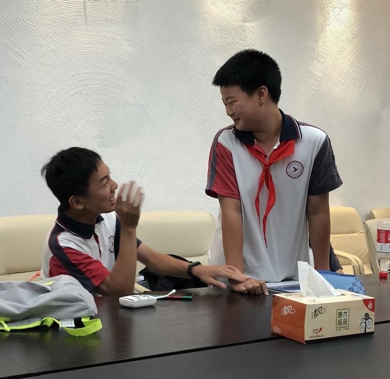 普世公益|“体验职业 践行法规”——记华师大四附中学生职业生涯实践活动 普世公益|“体验职业 践行法规”——记华师大四附中学生职业生涯实践活动