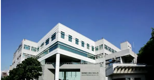集成电路被列入实体经济发展首位！《政府工作报告》这样说