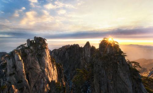 登黃山，天下無山