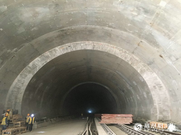 银西高铁全线头号下穿隧道工程告破 西安到银川只需三小时