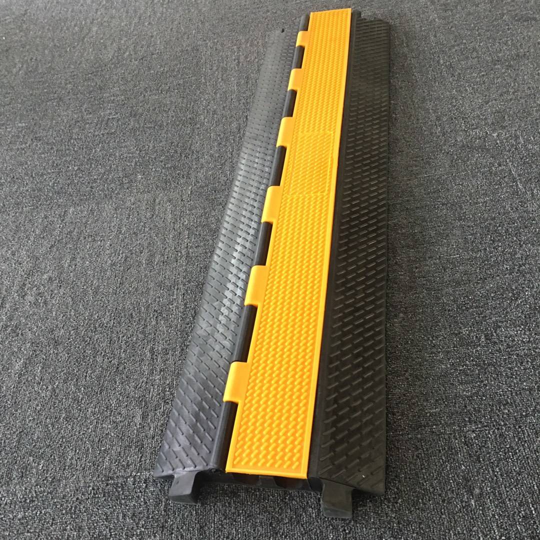 New arrival 2 channels cable ramp for your event business 