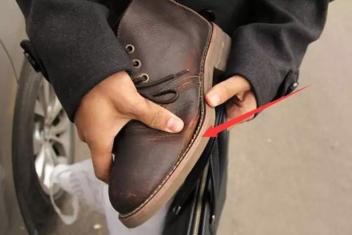鞋子脱胶了怎么办? 鞋子脱胶了怎么办?