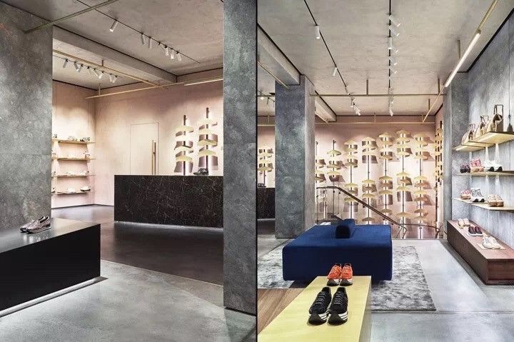 鞋店这样装修设计,不买也想进去转转! 鞋店这样装修设计,不买也想进去转转!