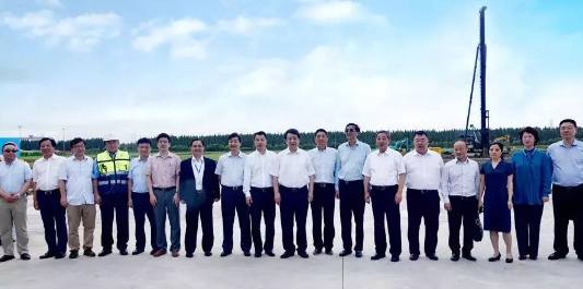 上海临港打造集成电路新高地 积塔半导体特色工艺生产线项目开工 上海临港打造集成电路新高地 积塔半导体特色工艺生产线项目开工
