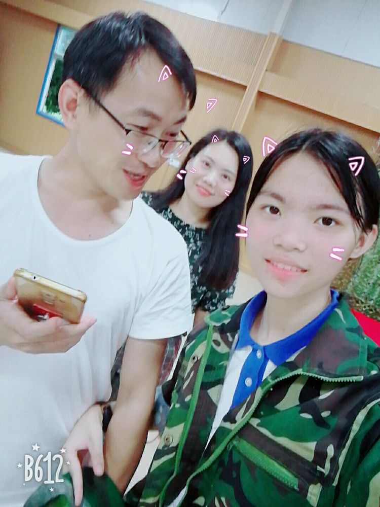 深圳格睿特高级中学之2018年新生军训系列(三)——师者父母,大爱无疆 深圳格睿特高级中学之2018年新生军训系列(三)——师者父母,大爱无疆