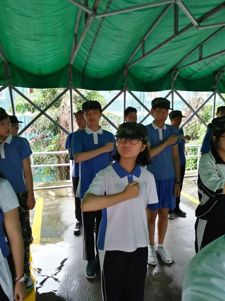 深圳格睿特高级中学之2018年新生军训系列(四)——力争上游,展标兵风采 深圳格睿特高级中学之2018年新生军训系列(四)——力争上游,展标兵风采