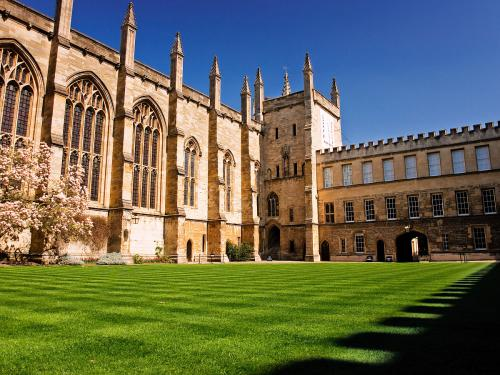 牛津大學(xué)（University of Oxford）