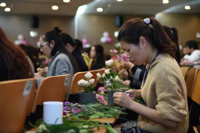 女神过节，速来围观~！！