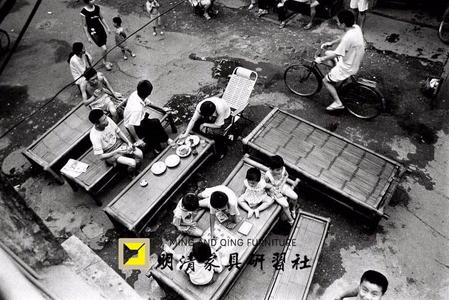 为什么叫“下榻”,而不叫“上榻” 为什么叫“下榻”,而不叫“上榻”