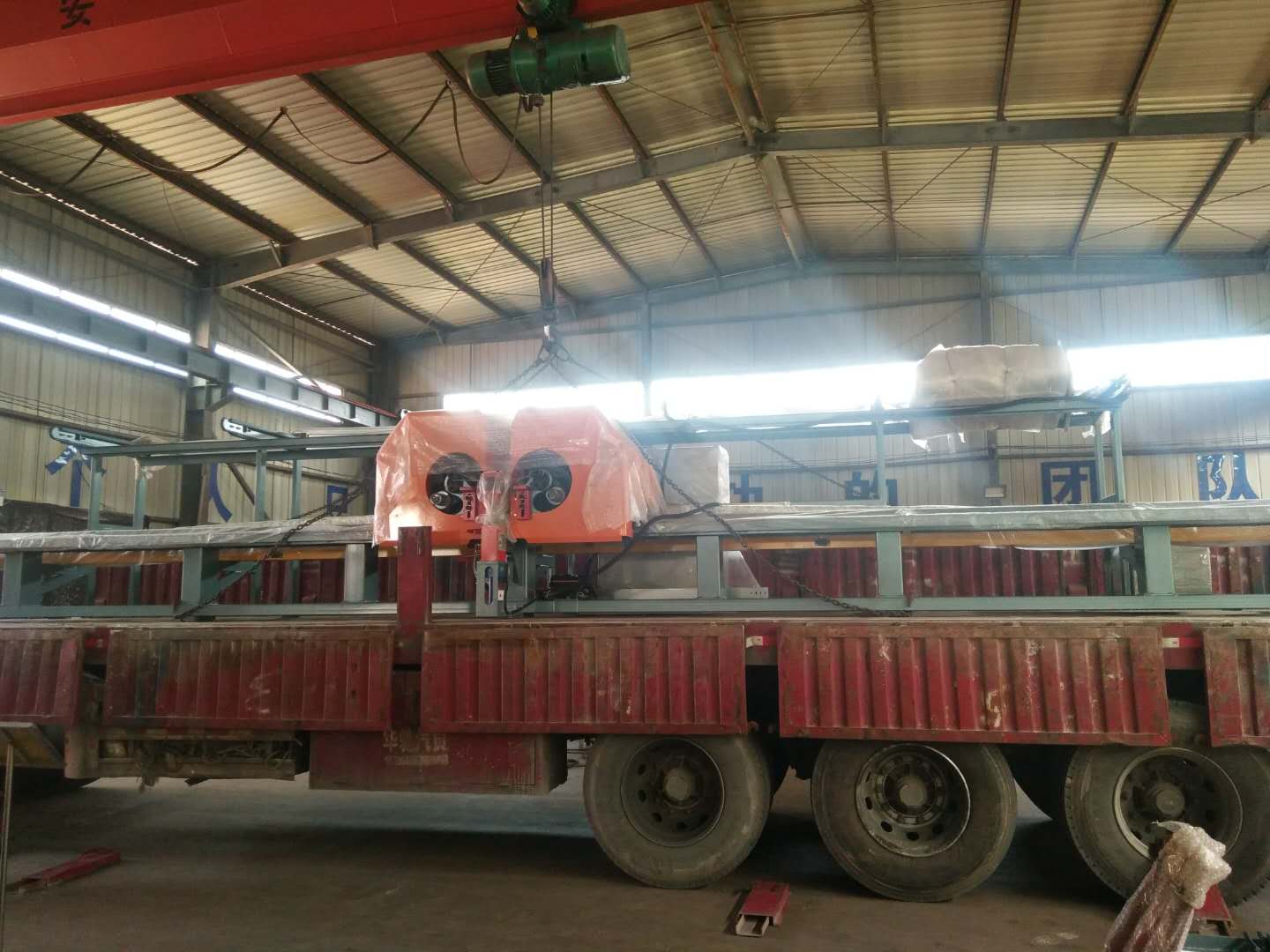 祝贺飞宏3套钢筋加工设备陆续进驻广西钦州市施工现场