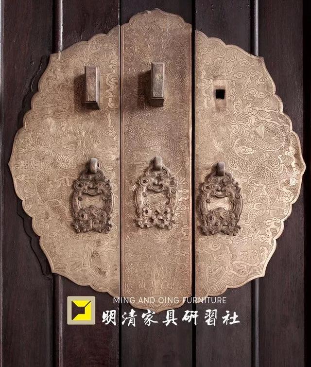 海岩:紫檀不如黄花梨?这是偏见 海岩:紫檀不如黄花梨?这是偏见