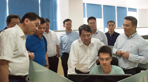 广西柳州市委副书记、市长吴炜带队考察信炜科技 广西柳州市委副书记、市长吴炜带队考察信炜科技