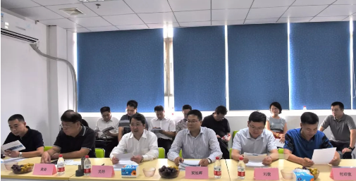 广西柳州市委副书记、市长吴炜带队考察信炜科技 广西柳州市委副书记、市长吴炜带队考察信炜科技