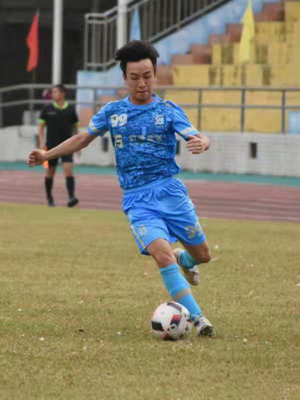 “钧濠双雄,挥洒汗水,舞动金秋”一一记钧濠集团2018年秋季足球赛 “钧濠双雄,挥洒汗水,舞动金秋”一一记钧濠集团2018年秋季足球赛