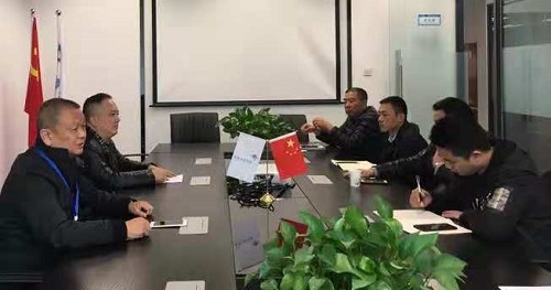 集团组织党员集中学习习近平总书记《在民营企业座谈会上的讲话》