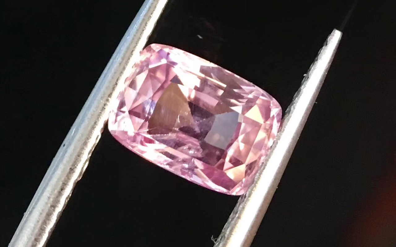 天然“无烧帕帕拉恰”蓝宝石L1167-2.09ct