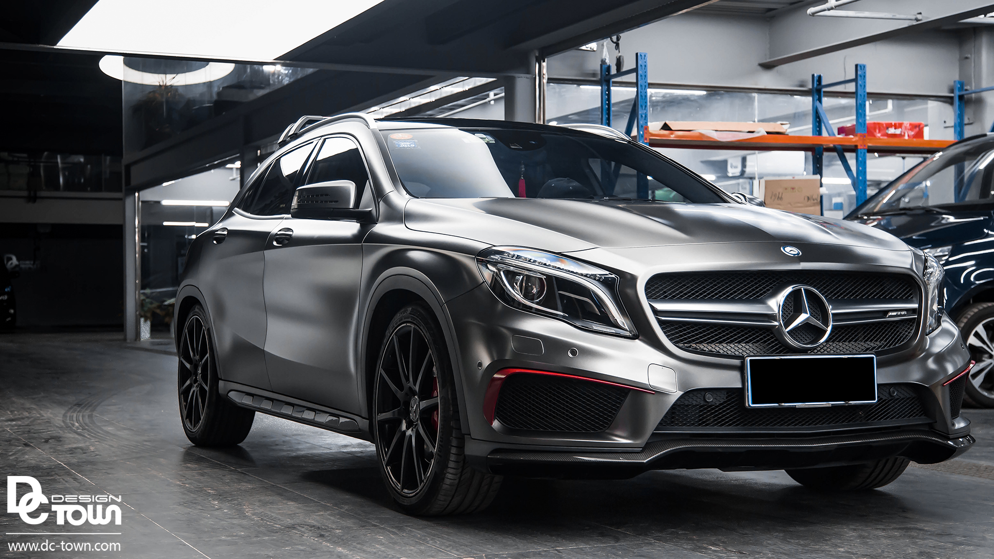 奔驰GLA45 AMG 全车电光金属灰改色贴膜