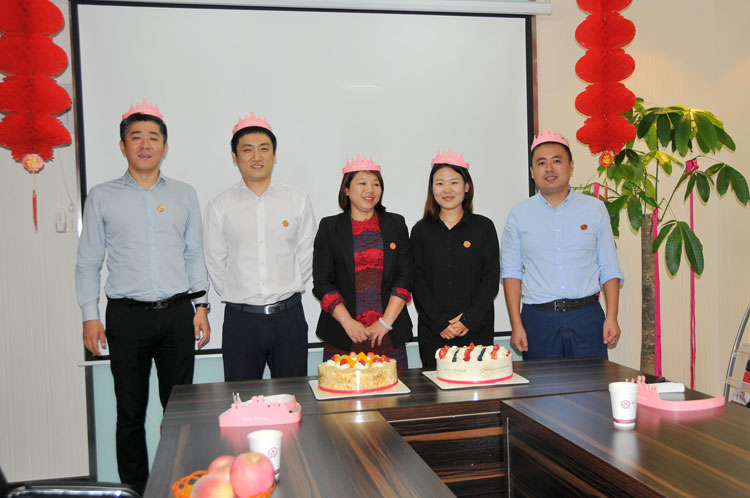 英国威廉希尔公司集团企业新闻——第三季度生日会 英国威廉希尔公司集团企业新闻——第三季度生日会